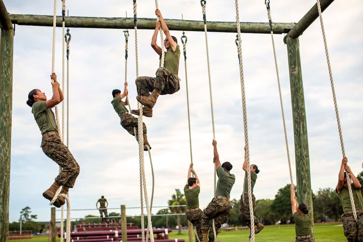 Rope Climb Technique and Progressive Training Tips - Hyperwear